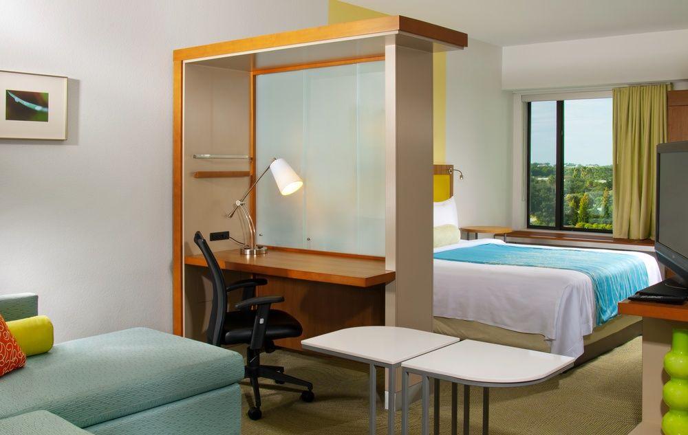 Springhill Suites By Marriott Orlando At Seaworld Williamsburg Exterior photo
