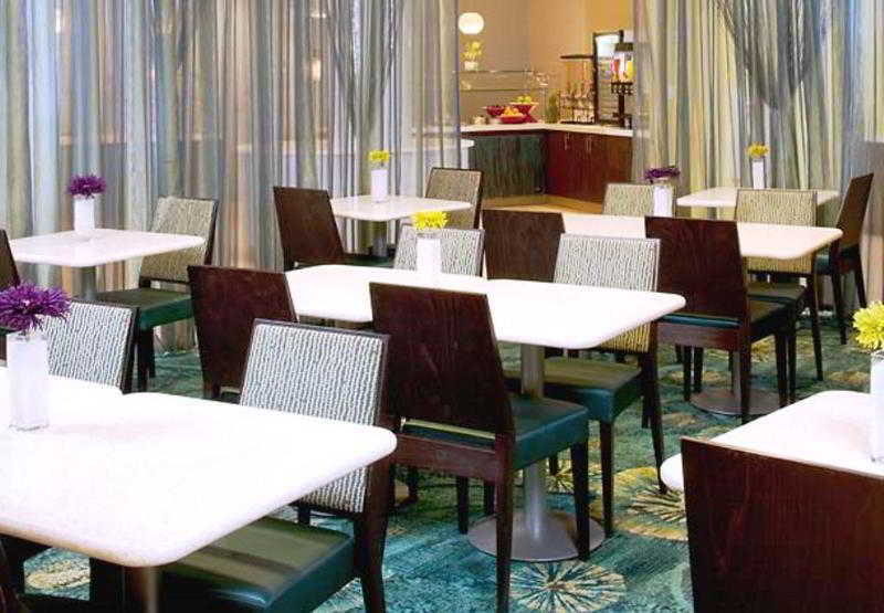 Springhill Suites By Marriott Orlando At Seaworld Williamsburg Exterior photo